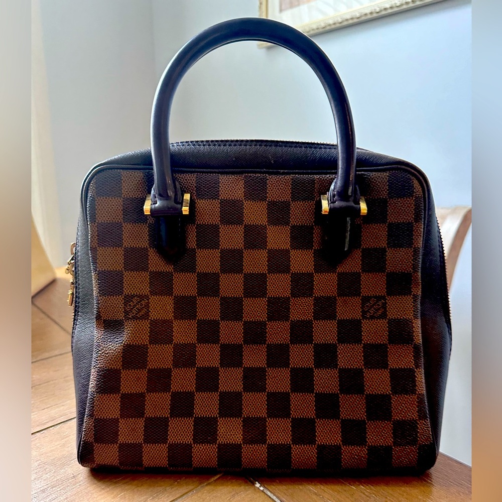 Louis Vuitton purse